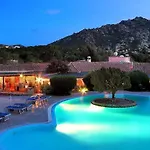 Colonna Country & Sporting Club Hotel 4*