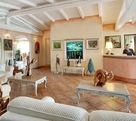 Colonna Country & Sporting Club 호텔