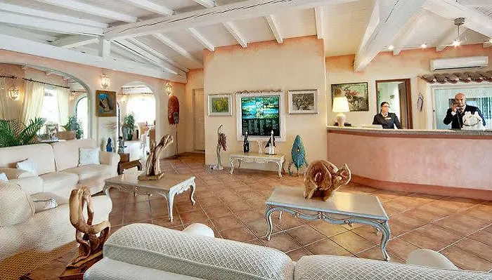 Colonna Country & Sporting Club Hotel